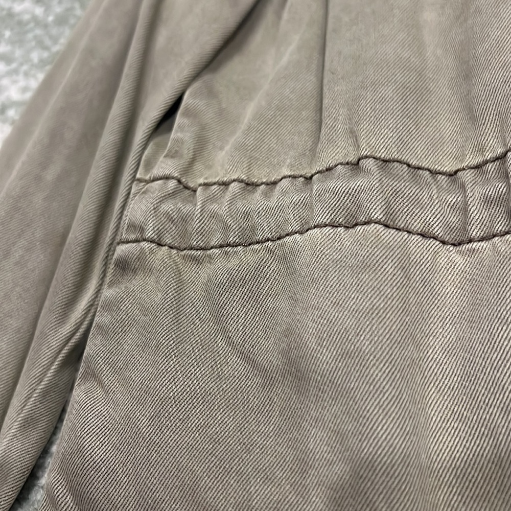 Distressed Army Green Jacket - Picture 8 of 9